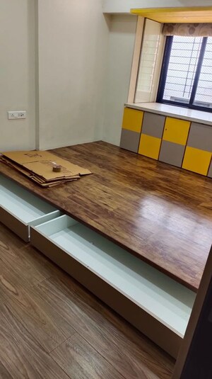 Bedroom in 2 BHK Apartment at Dosti Acres Aster, Wadala East – for Rent