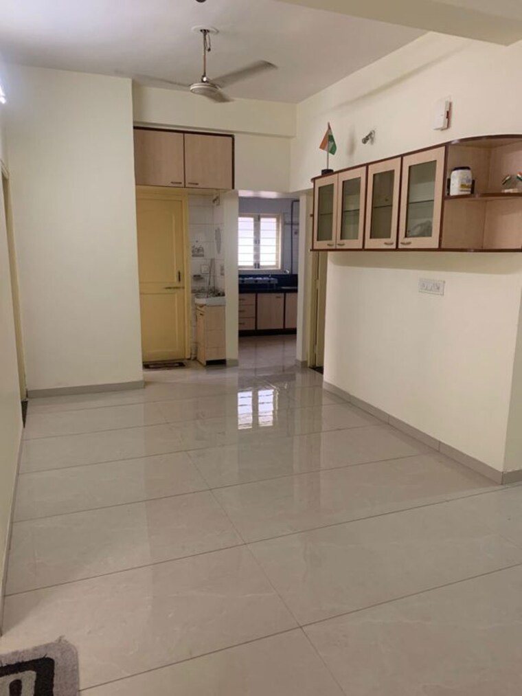 Room, sgp-upasana-apartment 3 Bedroom 1800 Sq.Ft. Apartment In Ambawadi Ahmedabad 10434248