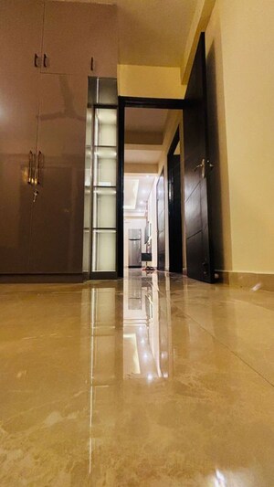 Building Lobby in 2 BHK Builder Floor at Signature Global Park, Sohna Sector 36 – for Rent