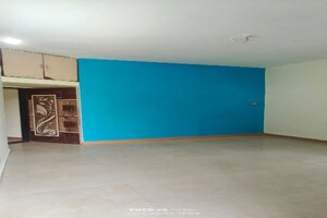 Room in 2 BHK Apartment at Jivraj Park – for Rent