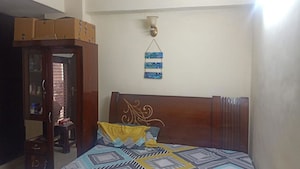 Bedroom in 1 BHK Builder Floor at South City 2 – for Rent