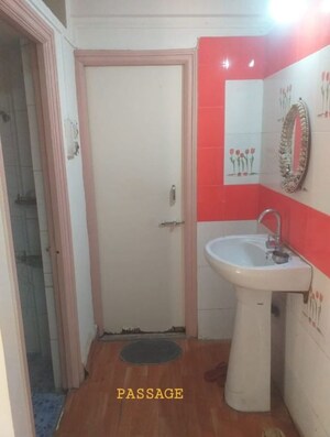 Bathroom in 1 BHK Apartment at Chintamani Nagar – for Rent