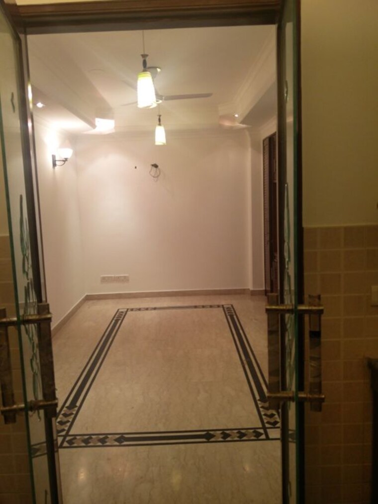 Bathroom, conscient-habitat 3 Bedroom 950 Sq.Ft. Builder Floor In Sector 99a Gurgaon 10434328