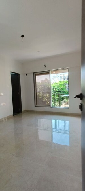 Room in 3 BHK Apartment at Hum Vishal 1, Borivali West – for Sale