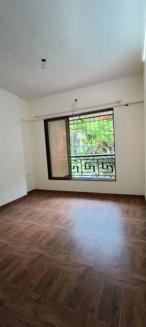 Room in 2 BHK Apartment at Shimpoli – for Sale