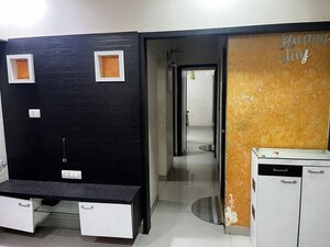 Room in 1.5 BHK Apartment at STG Marigold Siddheshwar Garden, Dhokali – for Sale
