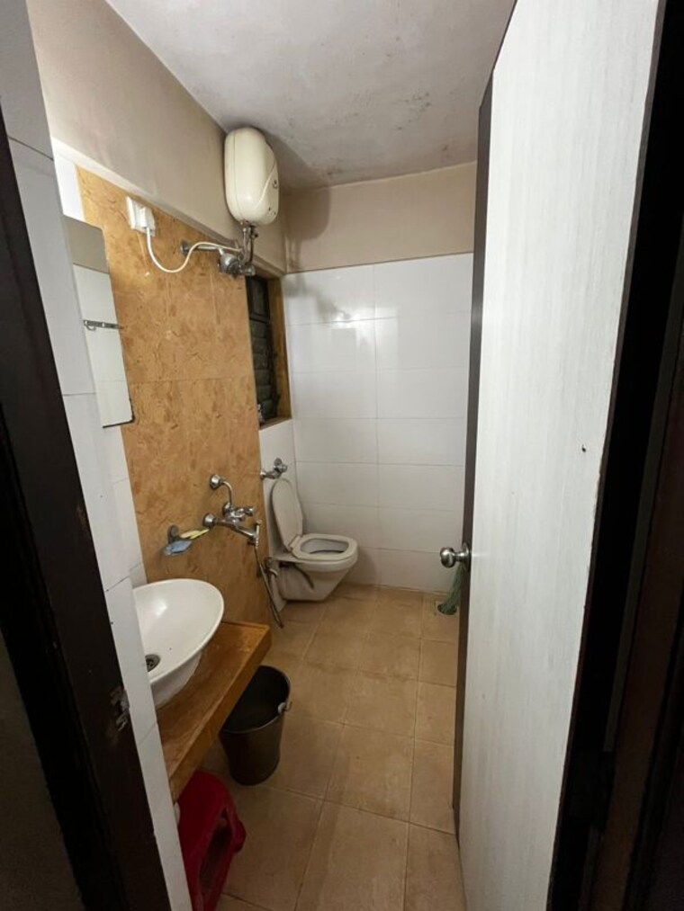 Bathroom, stg-marigold-siddheshwar-garden 1.5 Bedroom 650 Sq.Ft. Apartment In Dhokali Thane 10434331