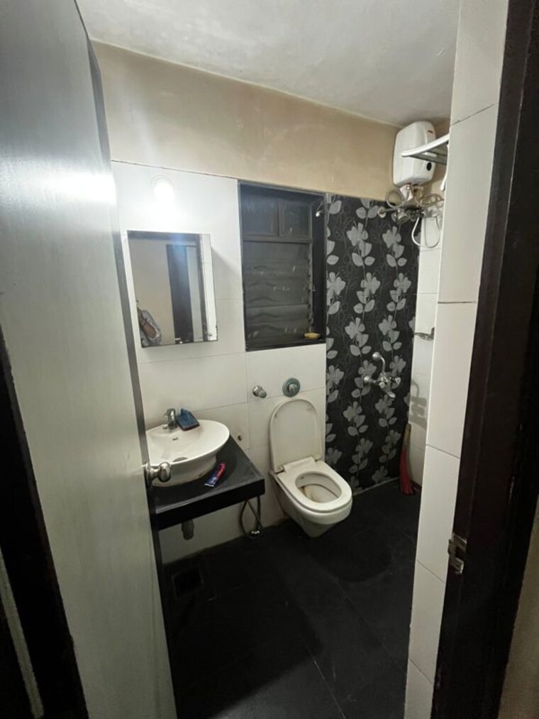 Bathroom, stg-marigold-siddheshwar-garden 1.5 Bedroom 650 Sq.Ft. Apartment In Dhokali Thane 10434331