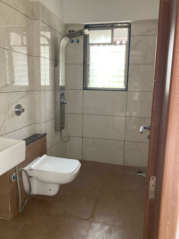 Bathroom, a-p-bhandari-akshay-glory 2 Bedroom 850 Sq.Ft. Apartment In Kharadi Pune 10434365