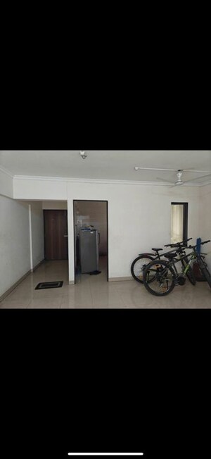Team Area in 1 BHK Apartment at Noble Heights, Malad East – for Rent