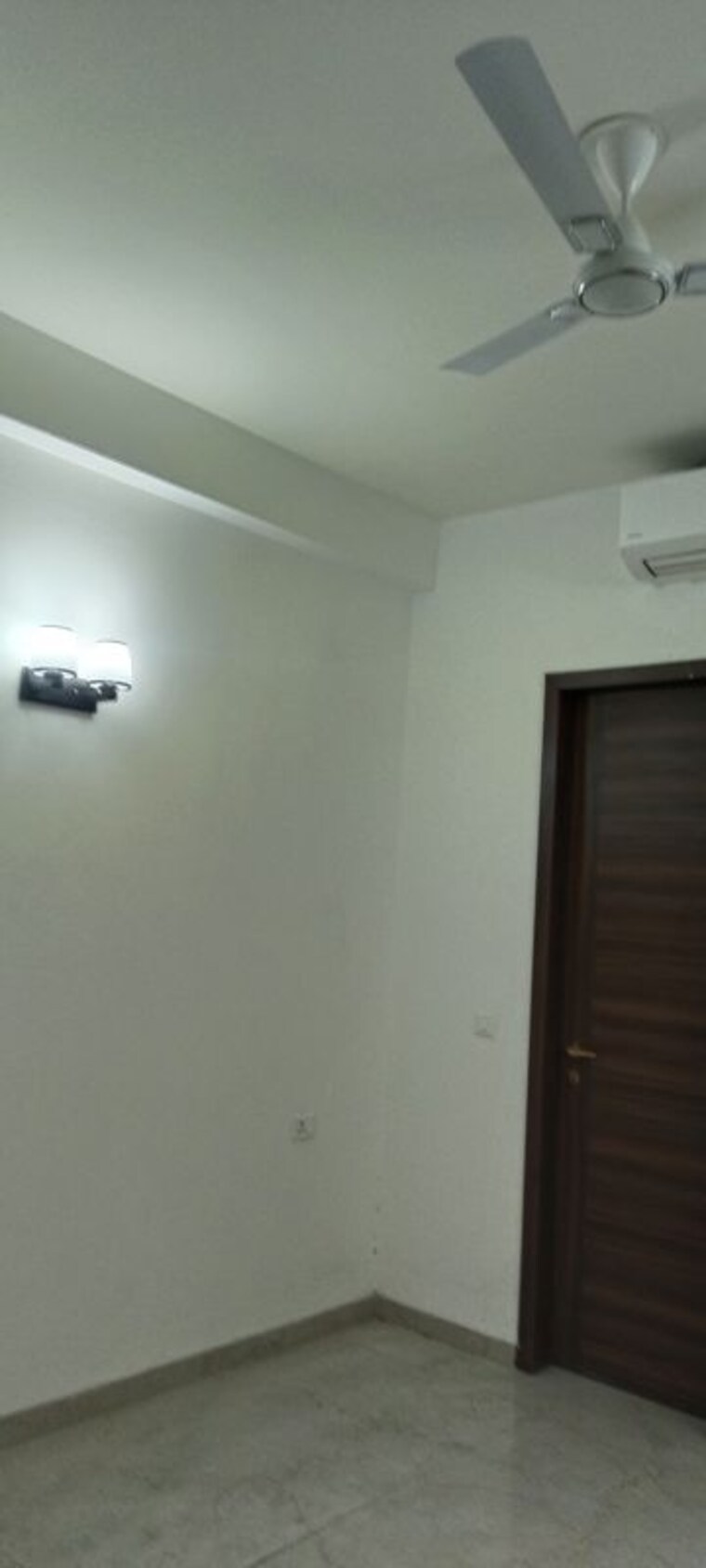 Room, smart-world-orchard 3 Bedroom 1712 Sq.Ft. Builder Floor In Sector 61 Gurgaon 10428566