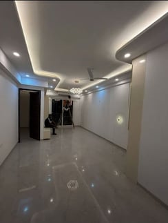 2 BHK + Study Room,Basement Builder Floor For Rent in Smart World Orchard