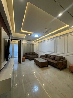 3 BHK + Basement Builder Floor For Rent in Smart World Orchard