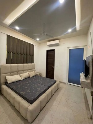 Bedroom in 3 BHK Builder Floor at Smart World Orchard, Sector 61 – for Rent