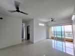 2 BHK 820 Sq.Ft. Apartment in Rustomjee Urbania Azziano