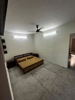 2 BHK + Extra Room Builder Floor For Rent in Amar Colony