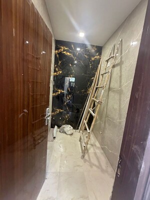 Building Lobby in 1 BHK Builder Floor at Lajpat Nagar 4 – for Rent