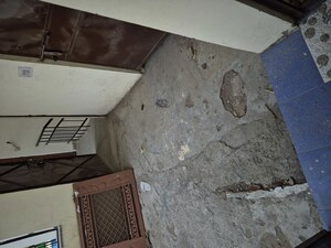 Kitchen in 2.5 BHK Apartment at Mayur Vihar – for Rent