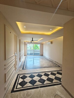 Bedroom in 4 BHK Builder Floor at Dlf Cyber City – for Rent