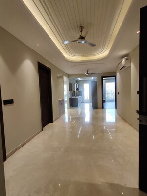 Building Lobby in 1 RK Apartment at Sector 21 – for Rent