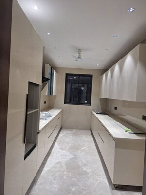 Building Lobby in 1 RK Apartment at Sector 21 – for Rent
