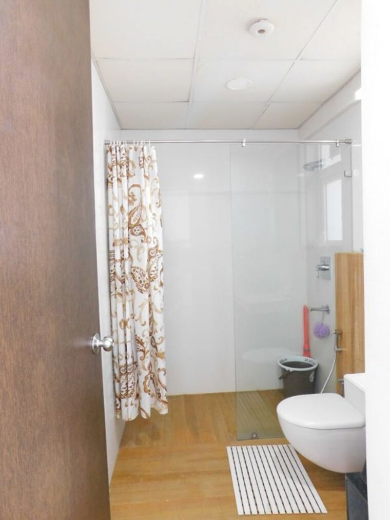 Bathroom, lodha-burlingame-bellezza 3 Bedroom 3500 Sq.Ft. Apartment In Kukatpally Hyderabad 10434534