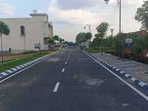  Plot For Sale in Majra