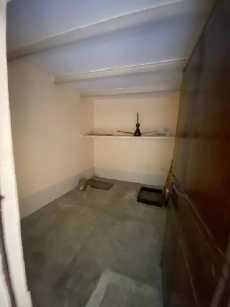 Bathroom, ansal-plaza-sector-23 2 Bedroom 1480 Sq.Ft. Builder Floor In Sector 23 Gurgaon 10434543