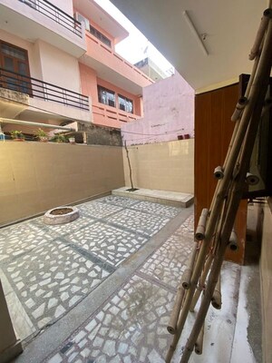 Lobby in 2 BHK Builder Floor at Ansal Plaza Sector-23, Sector 23 – for Rent