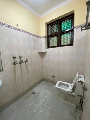Bathroom in 2 BHK Builder Floor at Ansal Plaza Sector-23, Sector 23 – for Rent