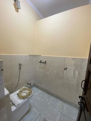 Bathroom in 2 BHK Builder Floor at Ansal Plaza Sector-23, Sector 23 – for Rent