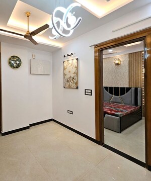 Room in 3 BHK Builder Floor at Tirupati Complex Vaishali, Vaishali Sector 3 – for Sale