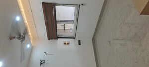 Room in 3 BHK Apartment at Sarita Vihar – for Rent