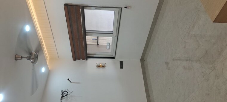 Room, sarita vihar 3 Bedroom 1500 Sq.Ft. Apartment In Sarita Vihar Delhi 10434537