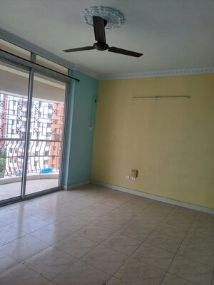 Room in 3 BHK Apartment at Rekjuani – for Sale