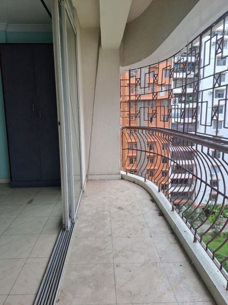 Balcony, rekjuani 3 Bedroom 1460 Sq.Ft. Apartment In Rekjuani Kolkata 10434549