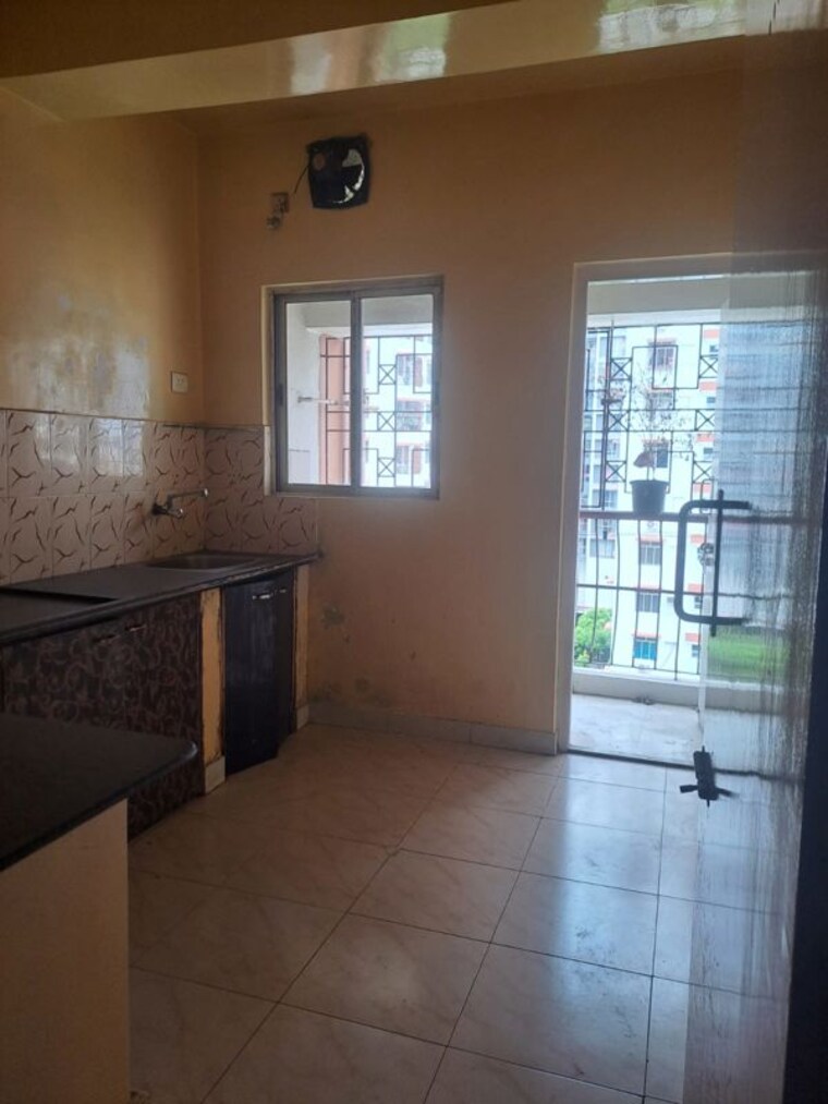 Room, rekjuani 3 Bedroom 1460 Sq.Ft. Apartment In Rekjuani Kolkata 10434549