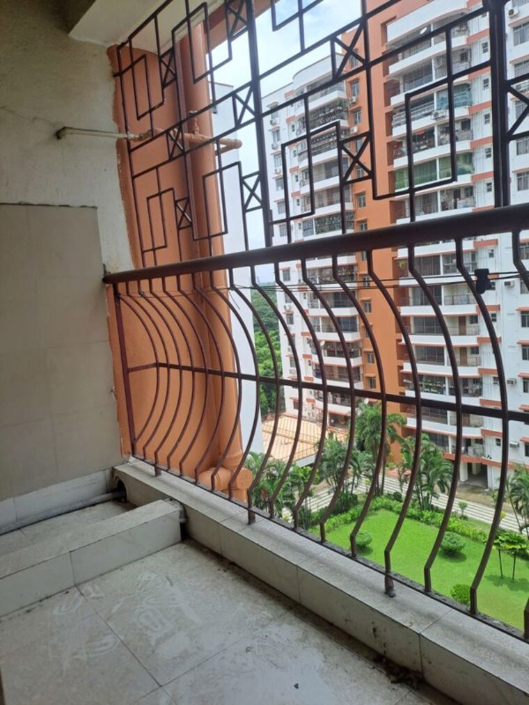 Balcony, rekjuani 3 Bedroom 1460 Sq.Ft. Apartment In Rekjuani Kolkata 10434549