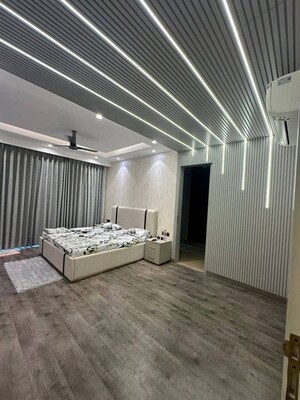 Bedroom in 2.5 BHK Apartment at Sector 21 – for Rent