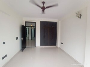 Room in 2 BHK Builder Floor at Nangal Dewat – for Rent
