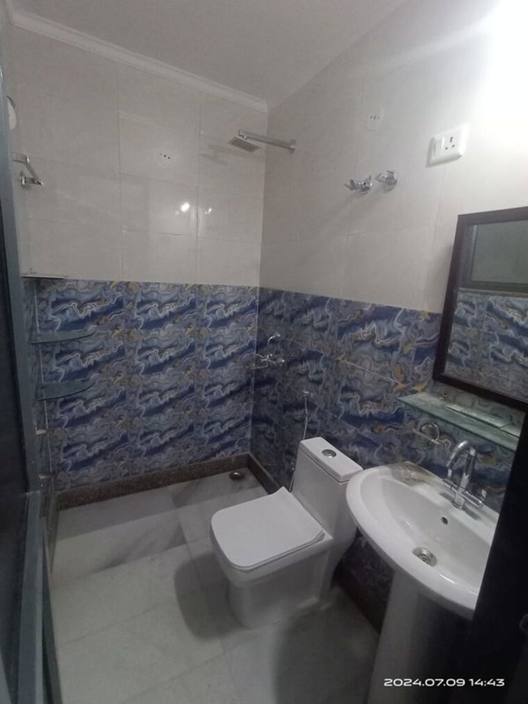 Bathroom, nangal dewat 2 Bedroom 1000 Sq.Ft. Builder Floor In Nangal Dewat Delhi 10434547