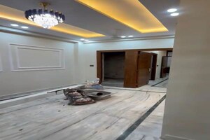 Parking in 1 BHK Builder Floor at Raj Nagar Extension – for Sale