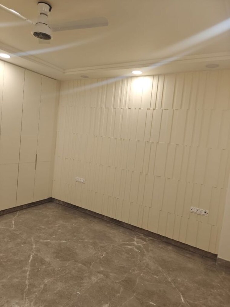 Room, rwa-residential-society-sector-46 4 Bedroom 263 Sq.Yd. Builder Floor In Sector 46 Gurgaon 10434601