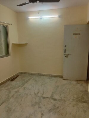 1 BHK Apartment For Rent in Saraswati Sadan CHS, Dahisar West