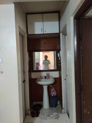 Furnished Amenities in 1 BHK Apartment at Gangadham Apartment, Market Yard – for Rent
