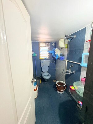 Washroom in 1.5 BHK Apartment at Lodha Casa Essenza, Dahisar East – for Rent