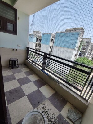 Balcony in 2 BHK Villa at Alaknanda Maxxus Eden Estate, Ghazipur – for Rent
