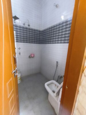 Furnished Amenities in 2 BHK Villa at Alaknanda Maxxus Eden Estate, Ghazipur – for Rent