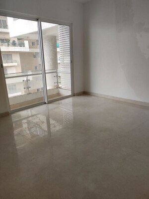 3 BHK Apartment For Rent in Indiabulls Sky Forest, Lower Parel