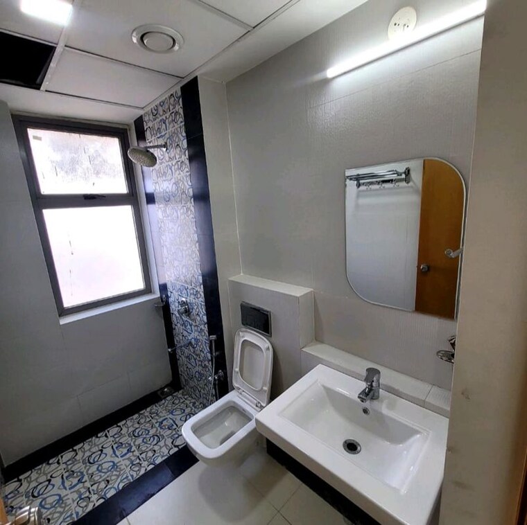 Bathroom, mantri-pinnacle 3 Bedroom 2405 Sq.Ft. Apartment In Hulimavu Bangalore 10434651